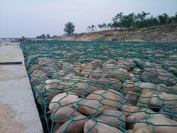 PVC-Coated-Woven-Gabion-Box