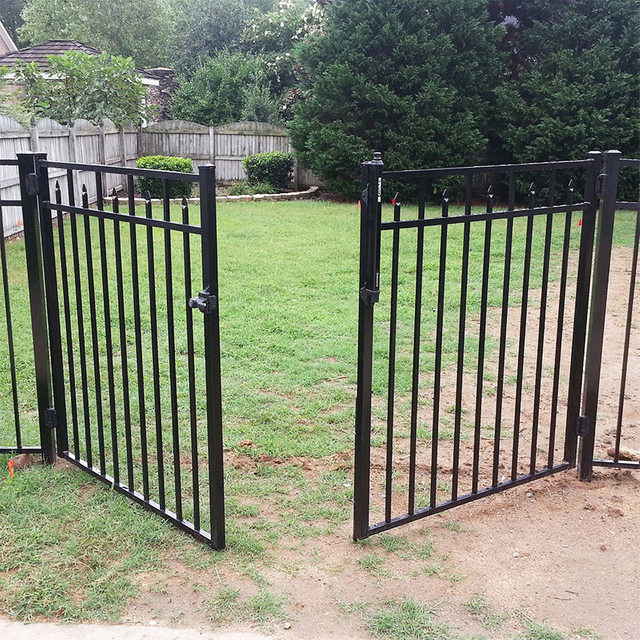 Metal Fence Double Gate