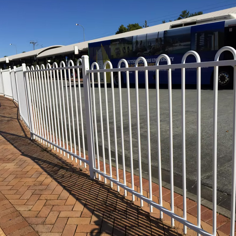 Bow Top&nbsp;Tubular Steel Fence