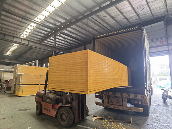 Canada-Temporary-Fence-Delivery