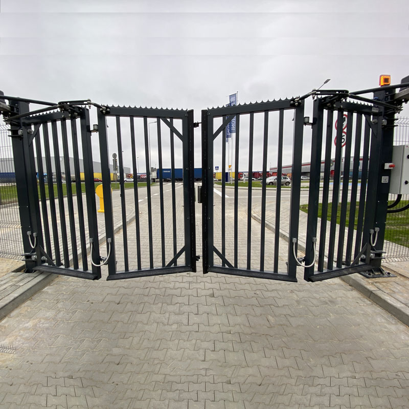 Floating Folding Gate