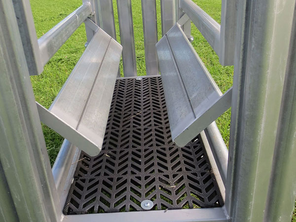 Elevated-floor-platform